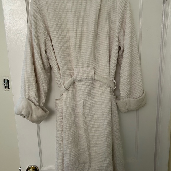 Charter Club Soft Cream Robe - Picture 8 of 8
